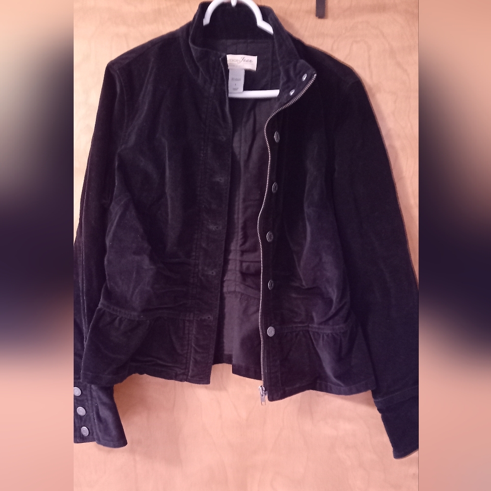 Jacket - Picture 3 of 5